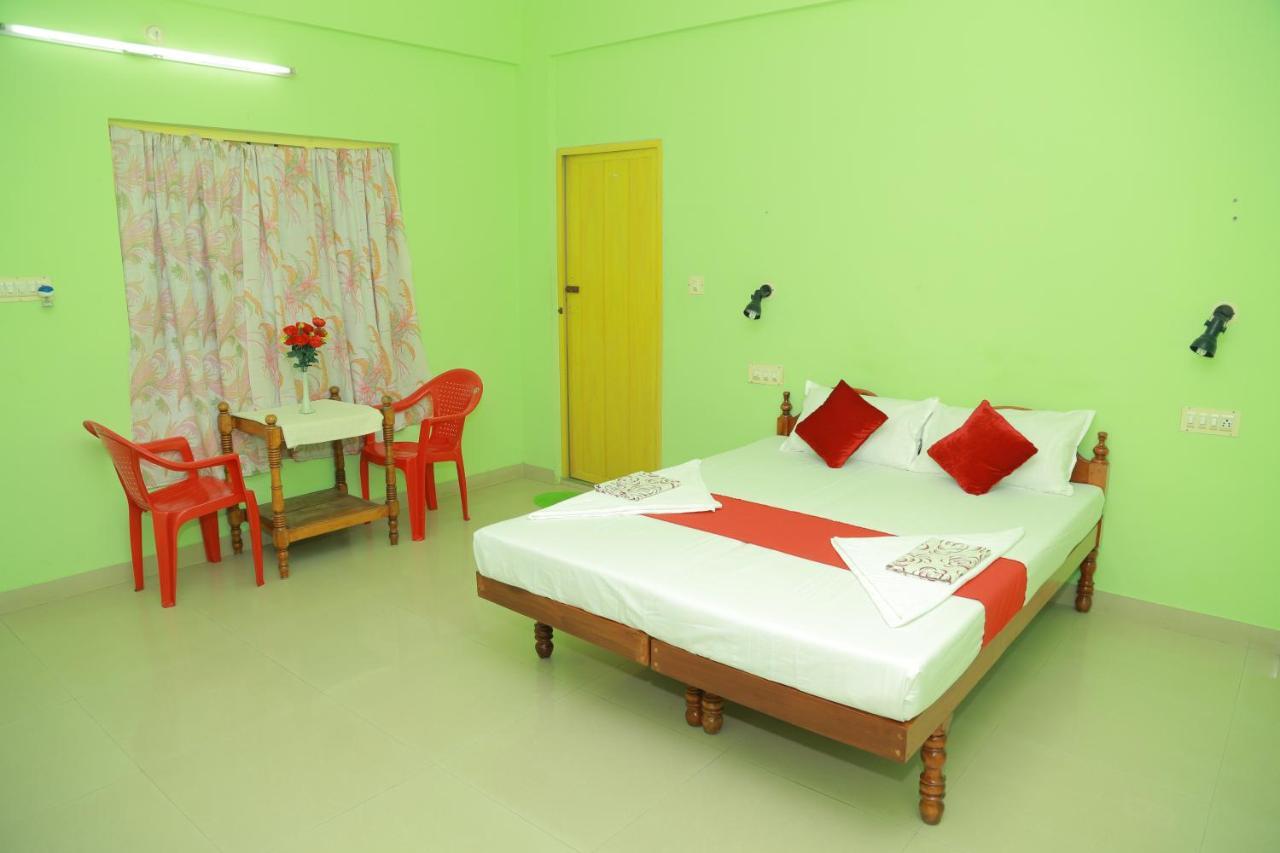 Shirleys Beach Hotel Kovalam Eksteriør bilde