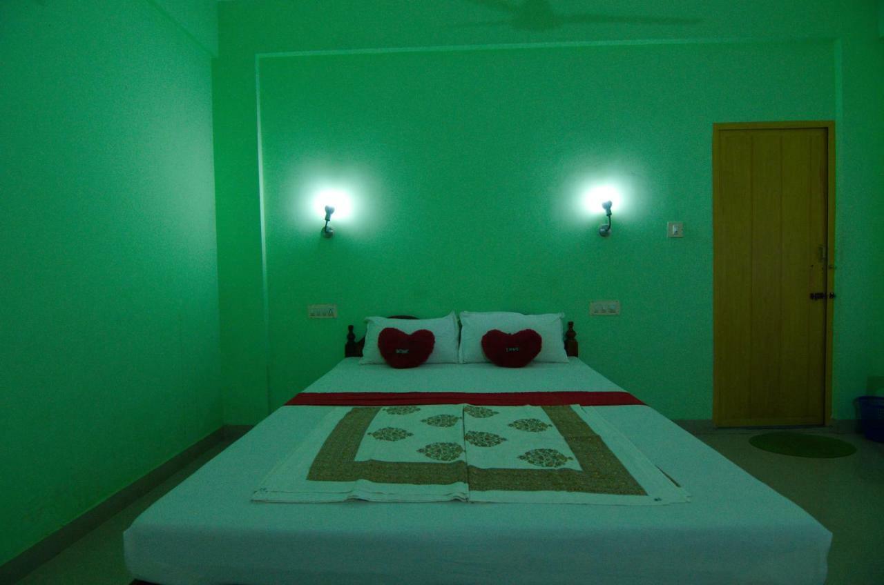 Shirleys Beach Hotel Kovalam Eksteriør bilde